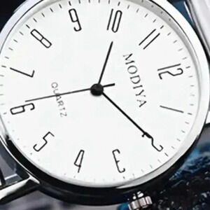Casual Round Pointer Quartz Watch Stainless Steel Analog..hypoallergenic..NWT